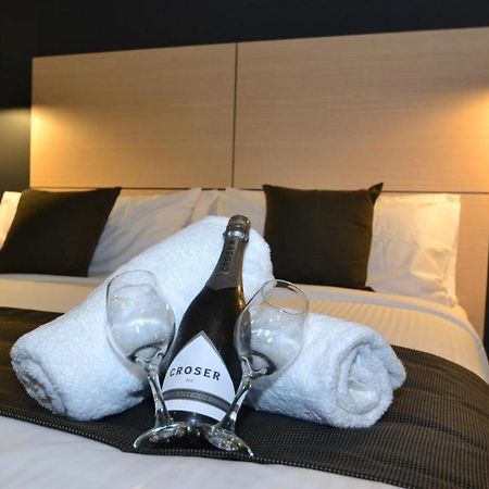 The Astor Suites Гоулбёрн Экстерьер фото